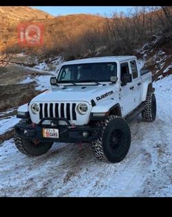 جيب جلاديتور